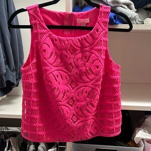 hot pink Lilly pulitzer tank top. good condition barely work. size xs.